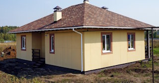 Одноэтажный дом из панелей под ключ в Сафоново - Строй-Сфн от 133328 рублей